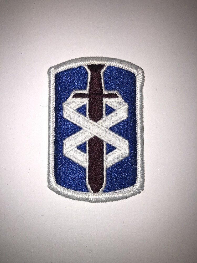 18th Medical Command U.S. Army Shoulder Patch Insignia