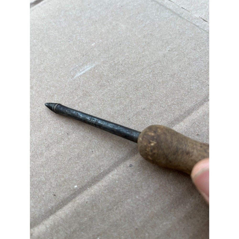 VINTAGE Irwin No.900 Screw Starter Tool with Wood Handle