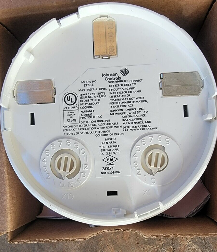 Johnson Controls J2351 Fire Alarm