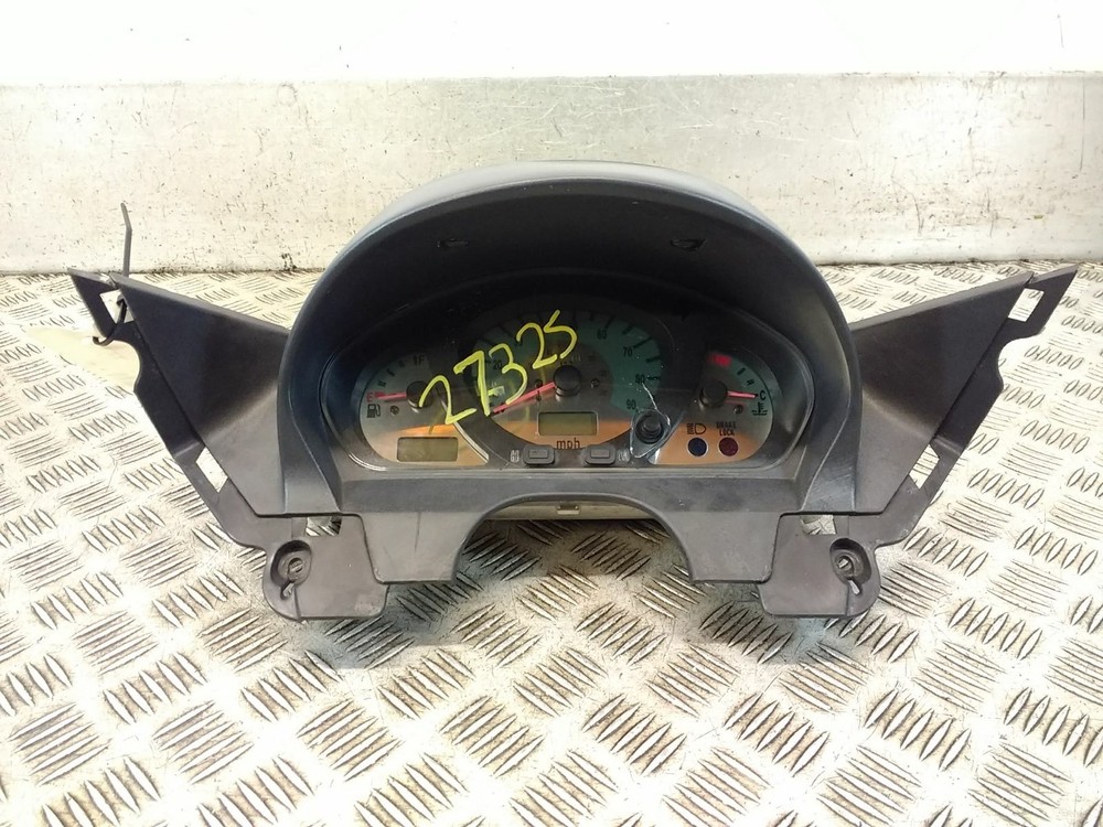 2000 SUZUKI AN250 2001 SPEEDOMETER CLOCKS
