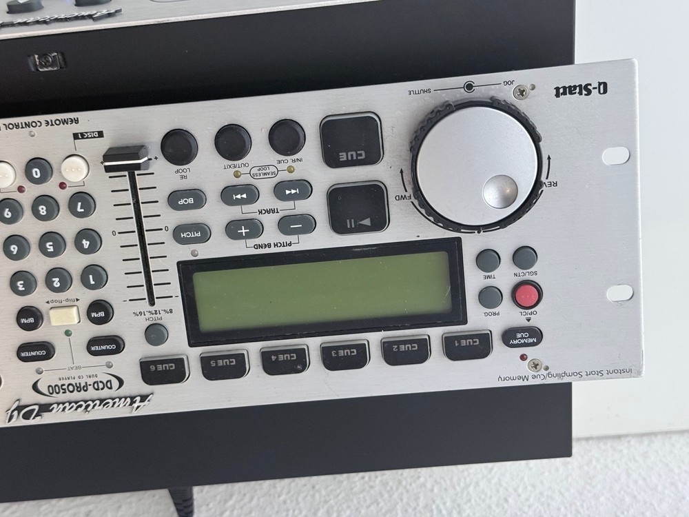 American DJ DCD-PRO500 Dual CD Player (NEEDS SERVICE)