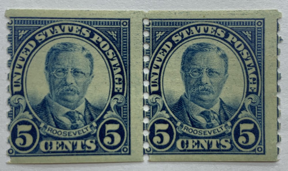 1920's U.S. MLH OG 5C STAMP PAIR WITH HORIZONTAL PERF SHIFT