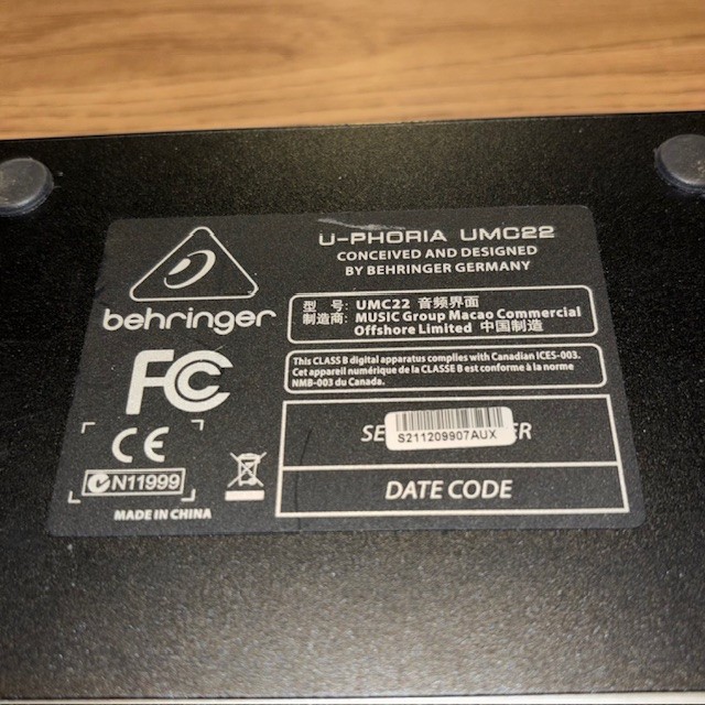 Behringer U-Phoria UMC22 2x2 USB 2 Audio/Midi Interface