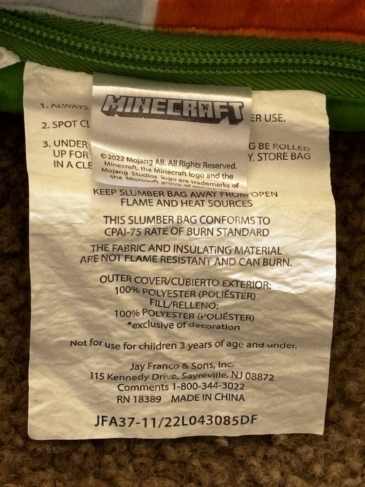 Minecraft Child's Sleeping Bag 28x50"