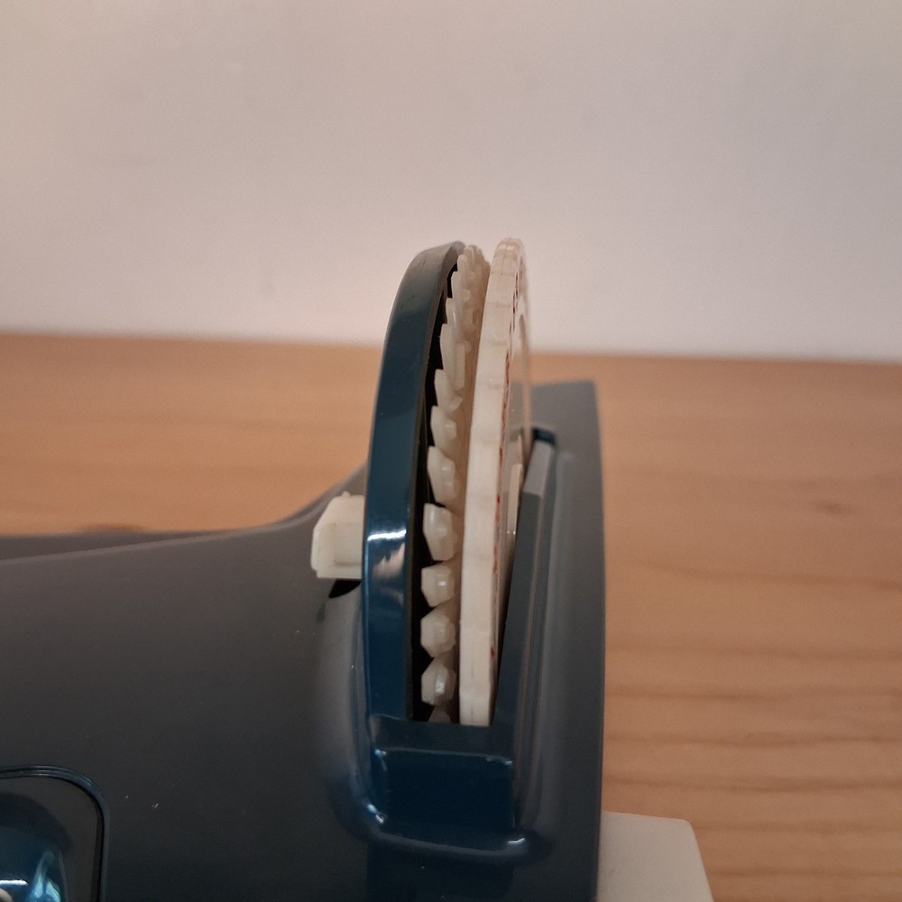 Vintage Dymo 1700 Label Maker Blue