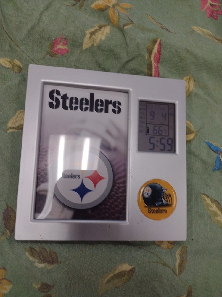 Steelers Memorabilia Multi-Function Electronic Clock Calendar (Few Scratches)