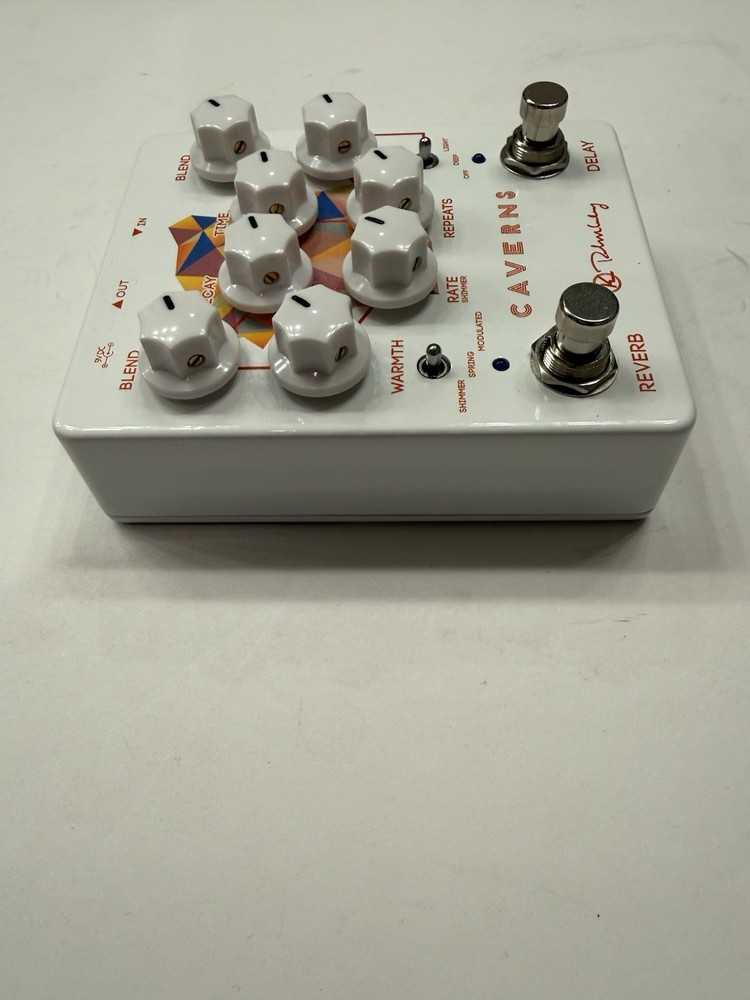Keeley Electronics Caverns V2 Reverb Delay Digital Guitar Effect Pedal