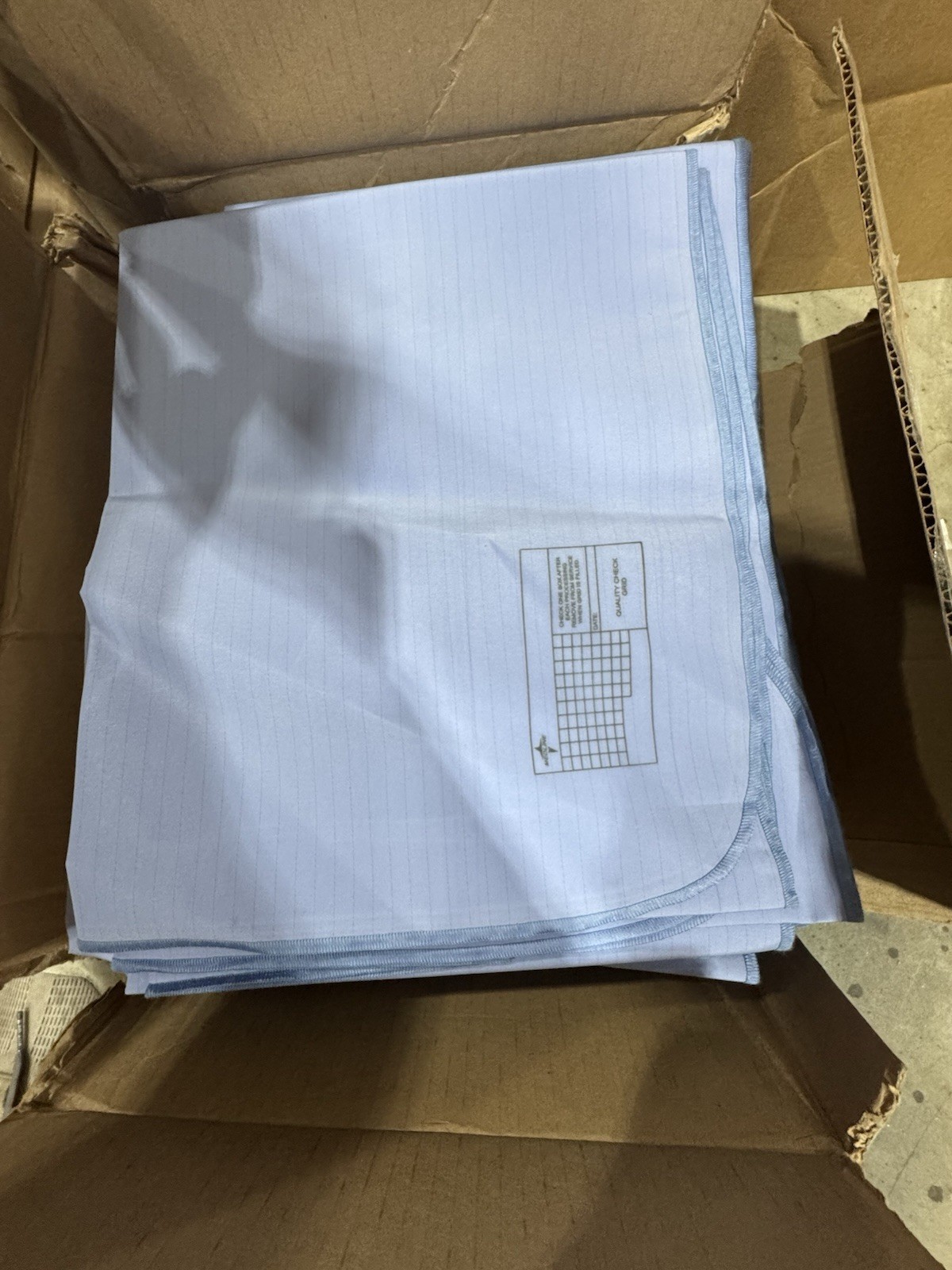 Medline MDT01302030 ResiStat Reusable Sterilization Wrappers 30"x30" Case of 60