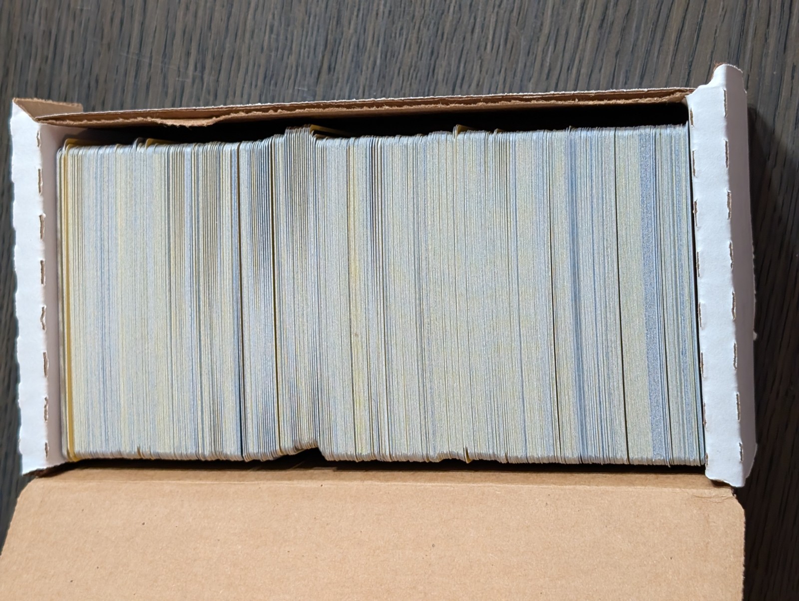 LIQUIDATION Pokemon TCG 600 count box FREE SHIPPING!!!!