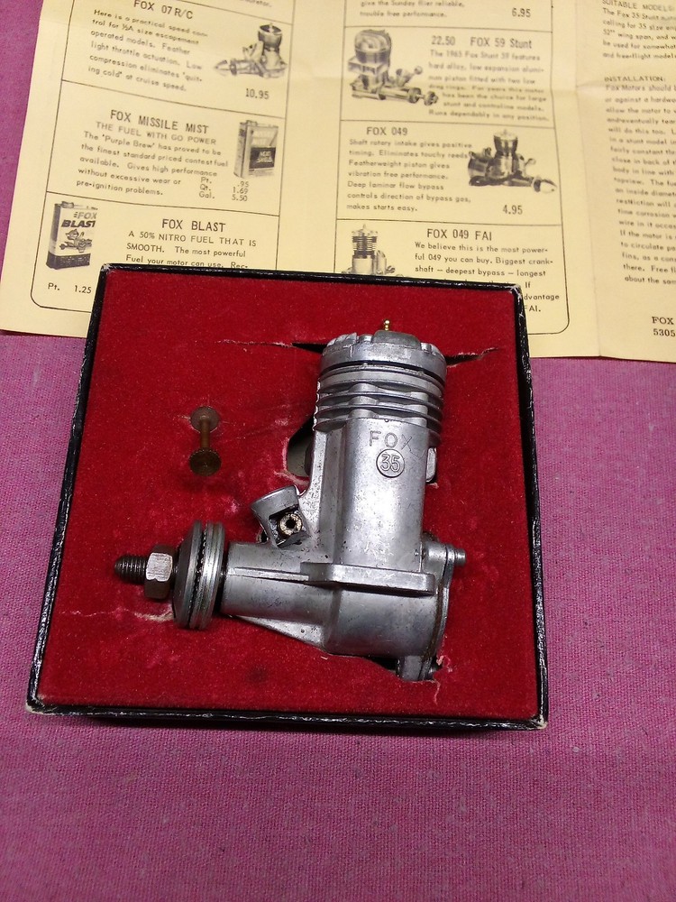 Vintage Fox 35 Model Airplane Engine In The Box