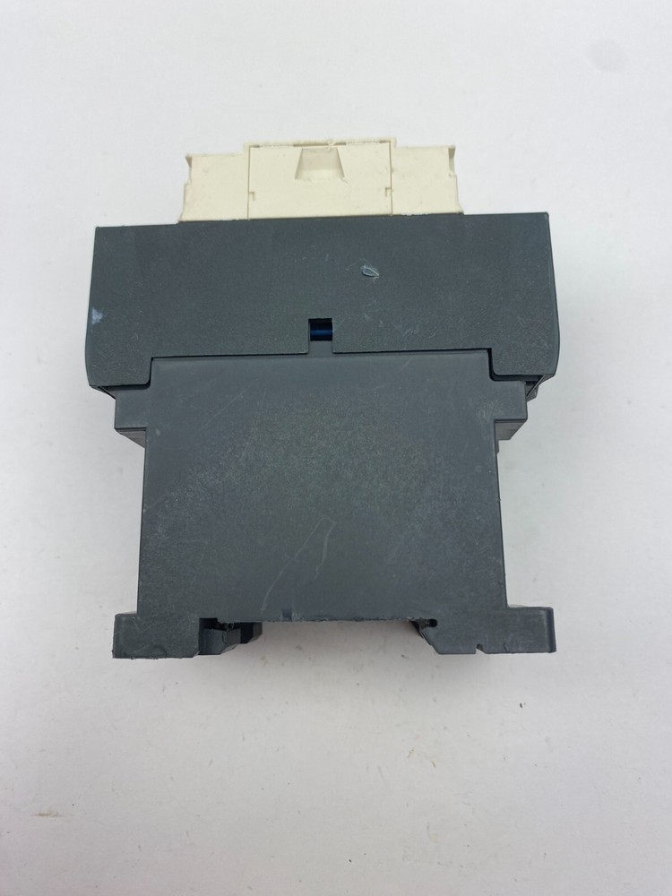 Schneider Electric LC1D32 ED + LAD4TSDL