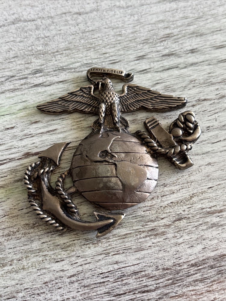 USMC EGA Keychain -+ More