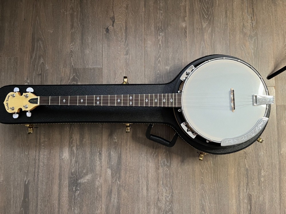 Gold Tone CC-Plectrum Banjo 4 String with Hardshell Case