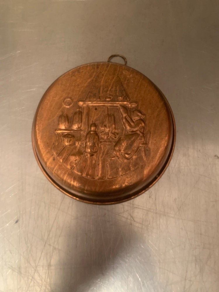 Vintage Heavy Mold - Bx