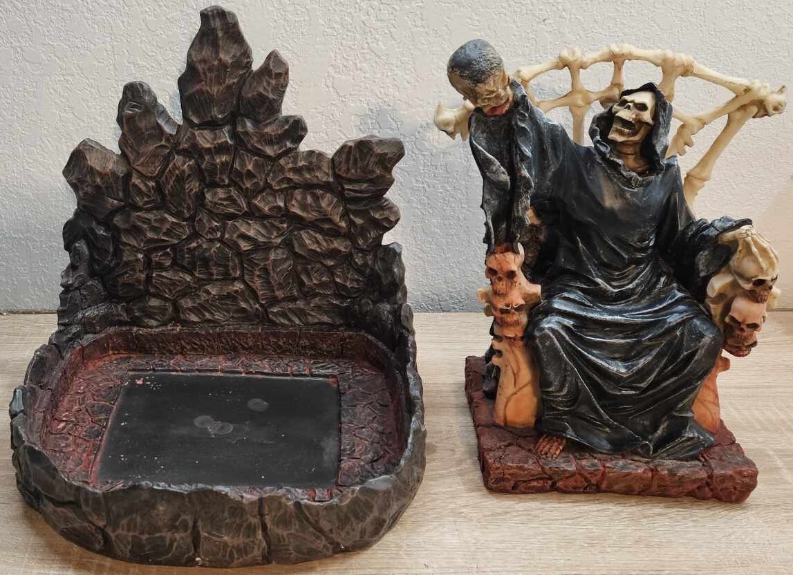 Soul Collector Grim Reaper Fountain of Despair- Spencers Gifts- Halloween Skulls