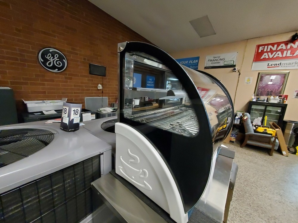 Skymsen 39" Refrigerated Countertop Display Case RDCC39