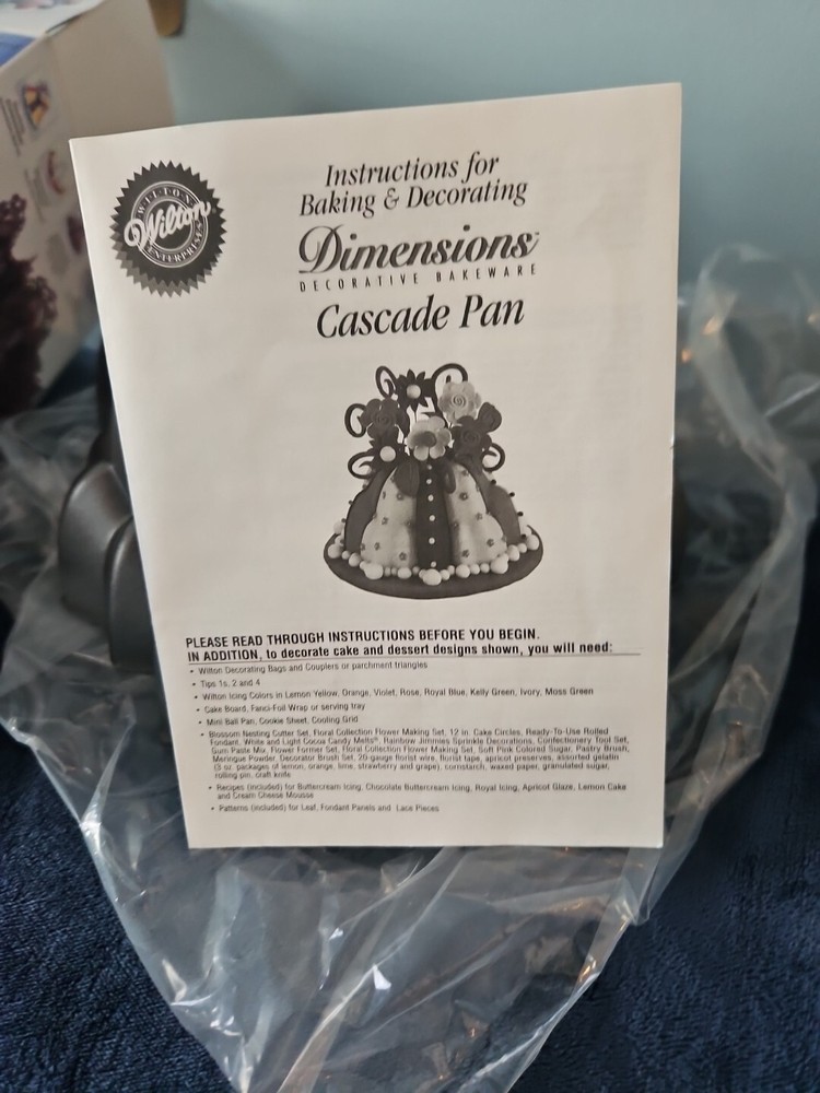 Wilton Dimensions Cascade Pan 11 Cup Capacity Vintage