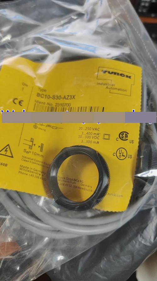1pc NEW FOR BC10-S30-AZ3X Capacitive Proximity Sensor