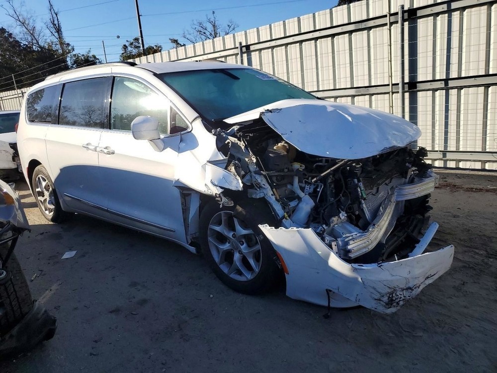 PACIFICA 2017 Glove Box 4990080