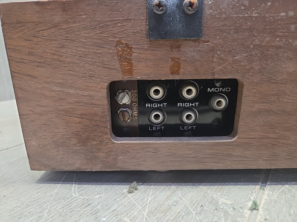 KLH Model Twenty Turntable