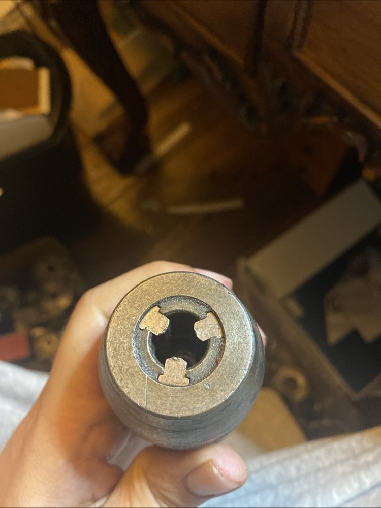 Unknown Keyless Chuck On Jacob’s Chuck A0806 (F14)