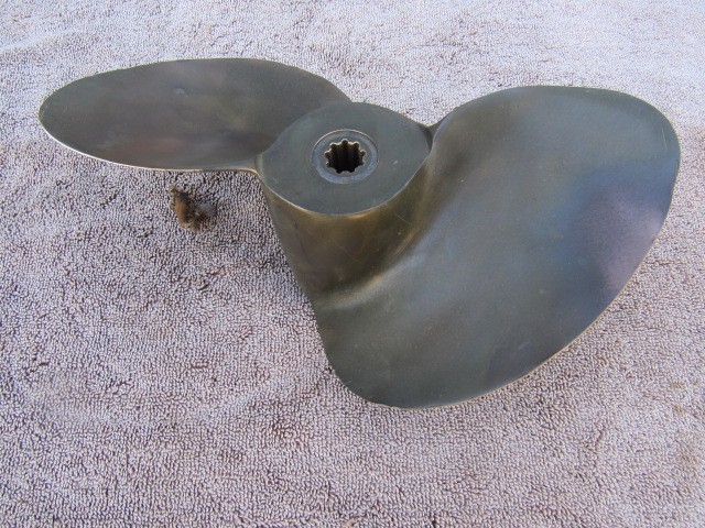 Mercury antique outboard motor bronze propeller MK20 MK25 Quicksilver#48-20325A1