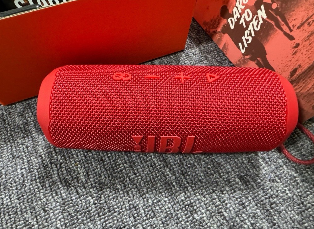 JBL FLIP6 Portable Waterproof Speaker - Red
