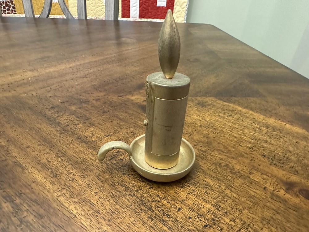 Older Xanadu Candlestick Clock Quartz 4” Tall needs battery