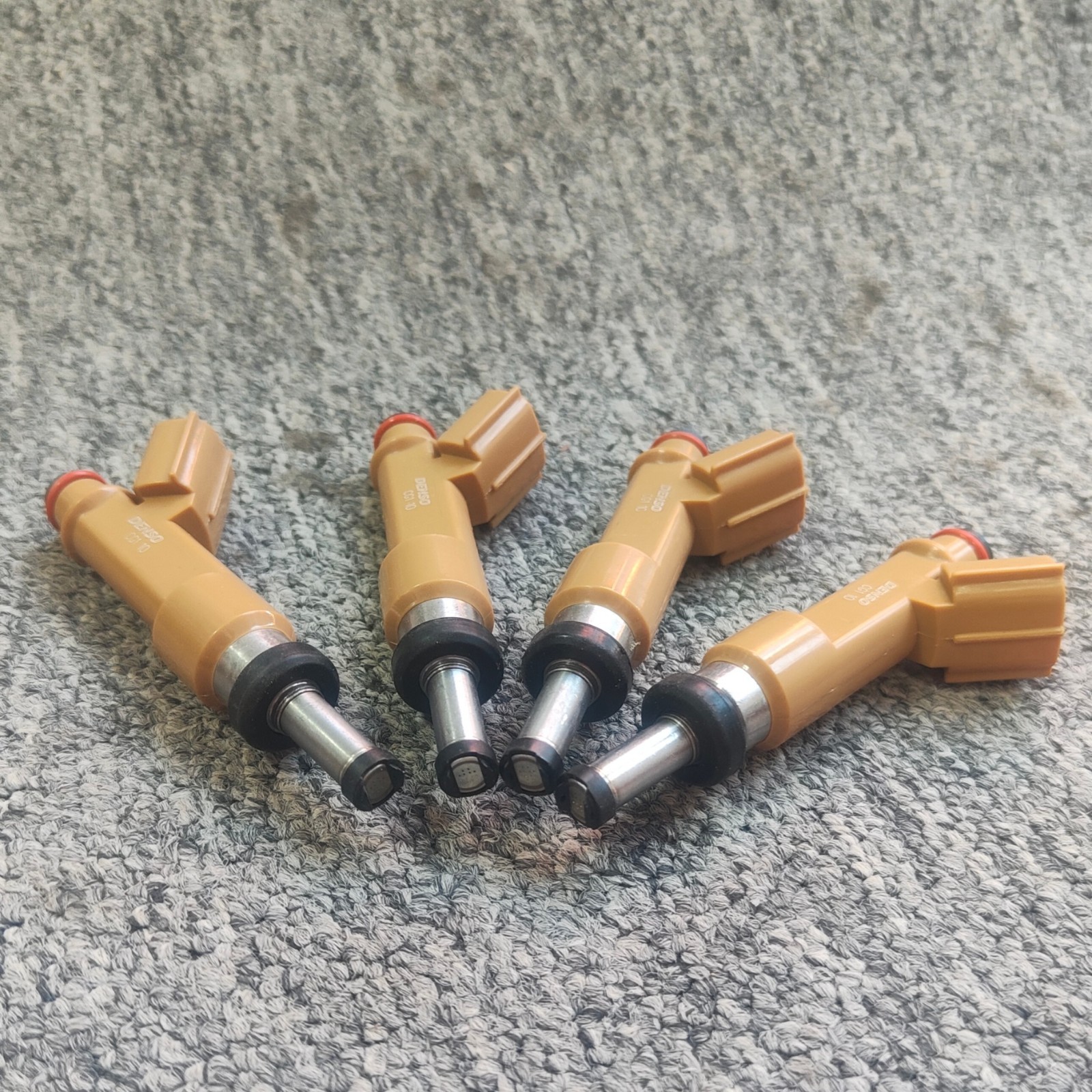 23250-0T020 4pcs Boxed DENSO Fuel Injectors for 2009-15 Corolla Matrix 1.8L NEW