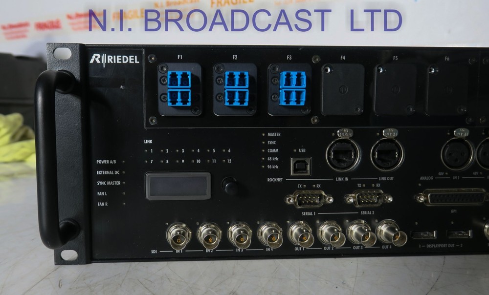Riedel mediornet compact pro  fibre / 8x 3G / HD audio interface unit (ref 2)