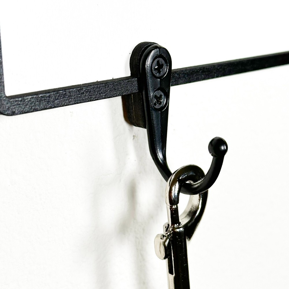 Beagle Dog Leash Holder