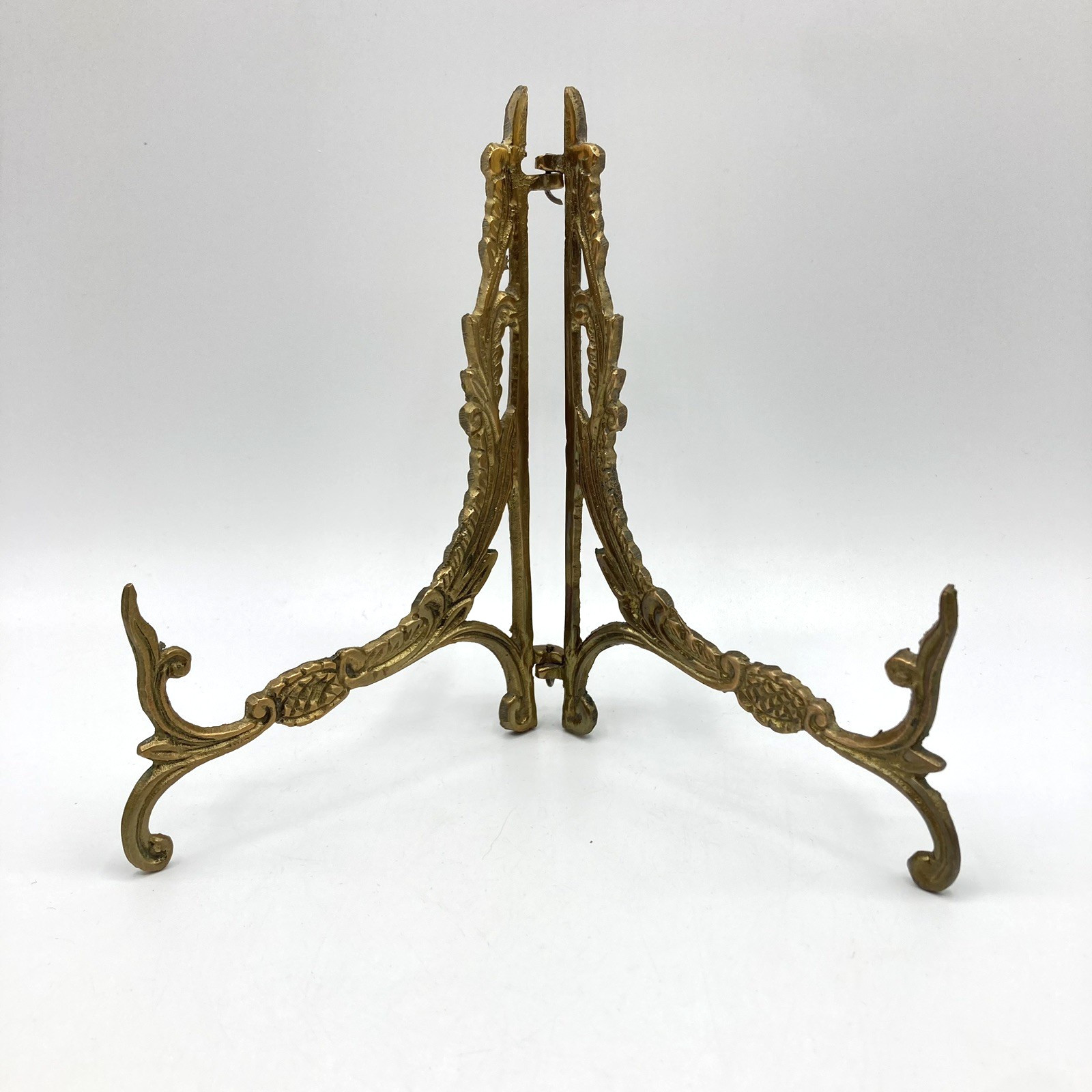 Vtg Ornate Brass Folding Tabletop Easel Photo Display Plate Holder Stand 6” H