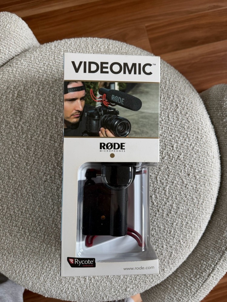 RODE VideoMic Camera-Mount Shotgun Microphone