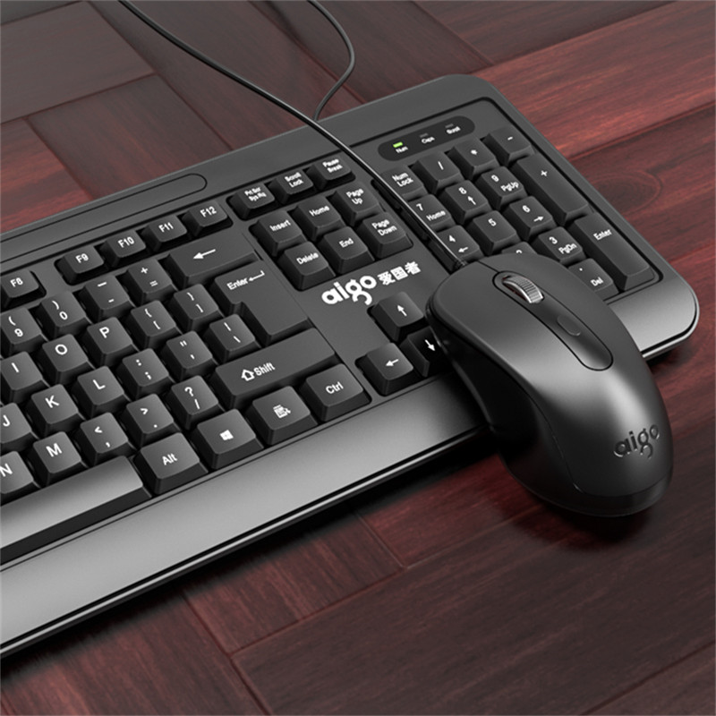 Computer Office Keyboard Wired USB 104 Keys Full Size Backlit Keyboards PC