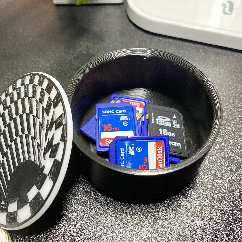 Bottomless Hole Vortex Tunnel Storage Cup