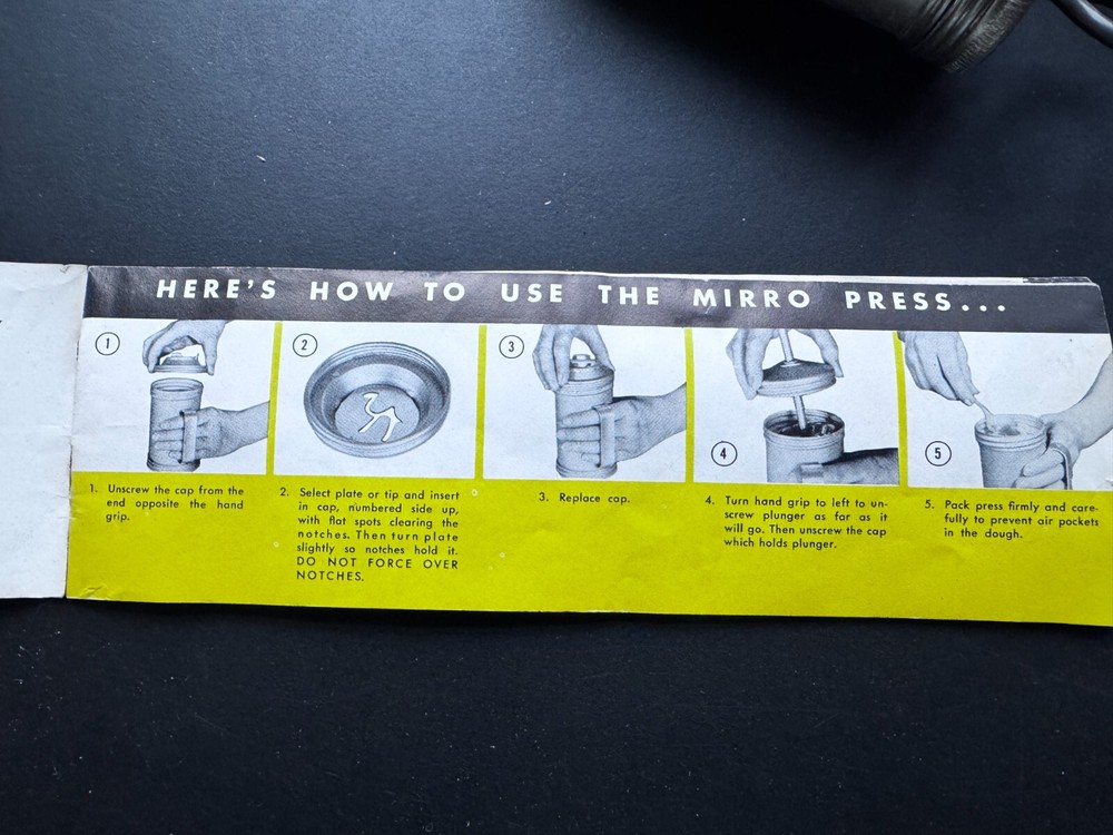 Vintage Mirro Cookie Press - 12 Discs and tips
