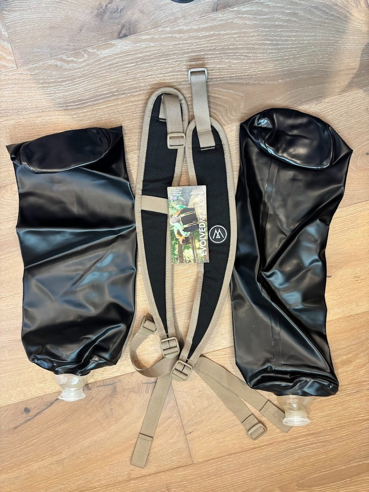 Evolved Motion - EmPack OG Backpack 30 Liter - Black - Includes 2 Reserviors