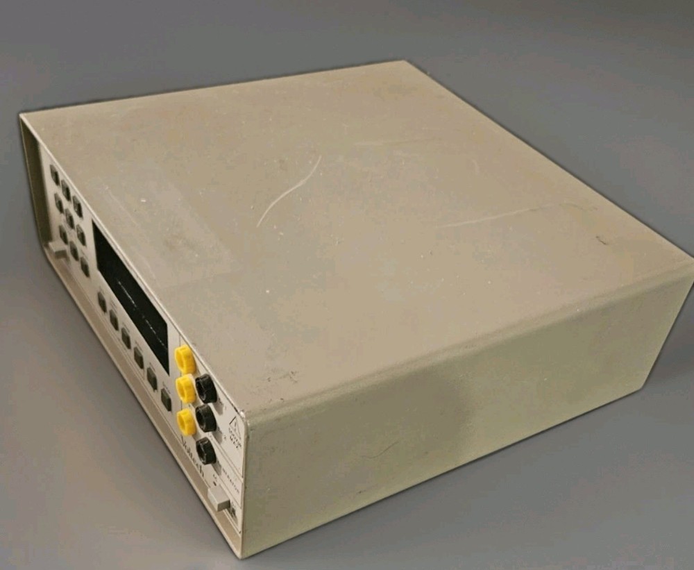 VOLTECH TF2000 FREQUENCY RESPONCE ANALYZER - WORKING