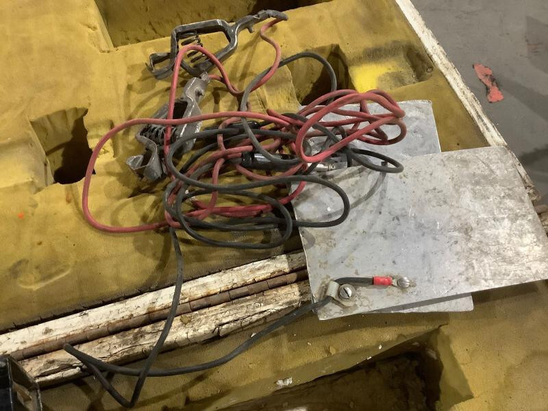 MetroTech Pipe & Cable Locator Model: METROTECH 810
