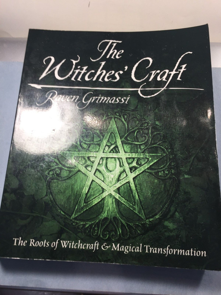 The Witches Craft by Raven Grimassi