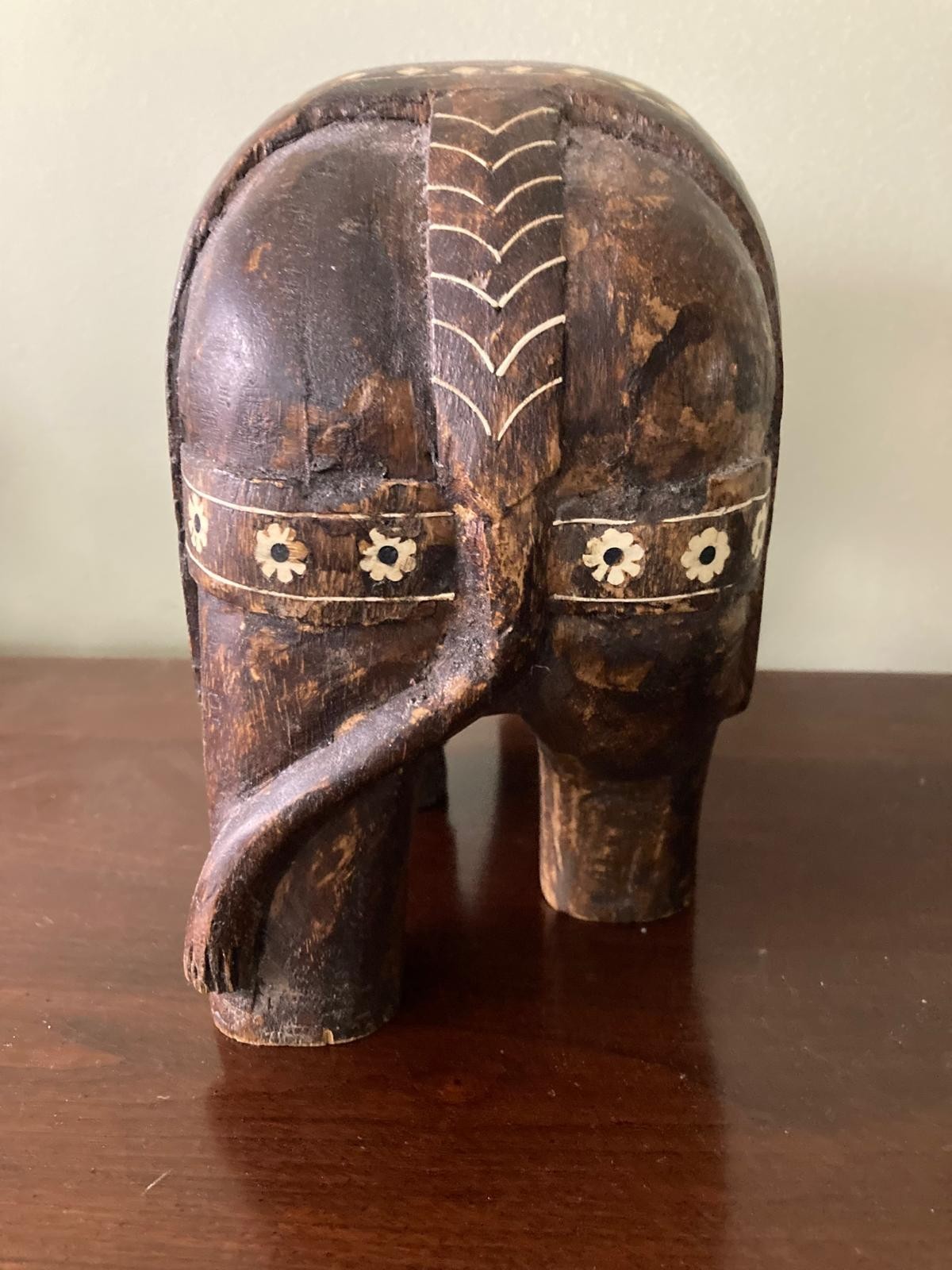 Vintage Elephant Rosewood Hand Carved inlay floral design 8" x 9.5" Heavy