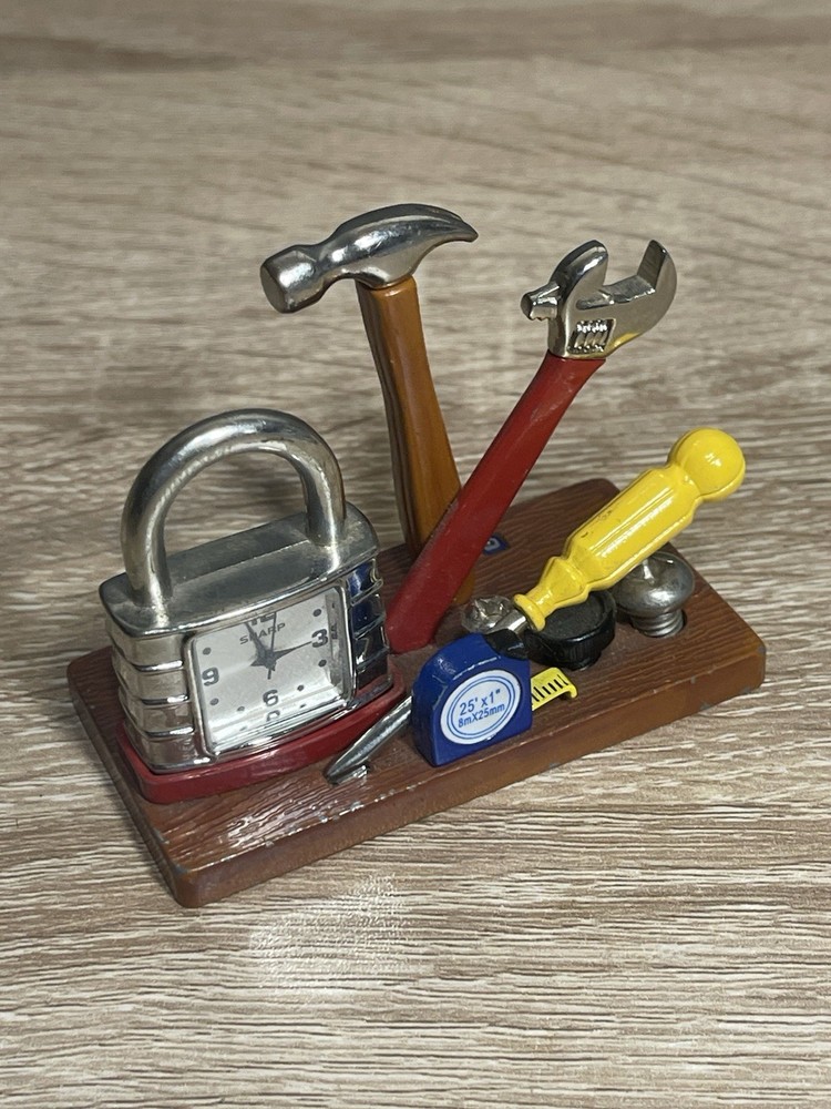 VTG Mini Clock Tools Handyman Carpenter **needs Battery**