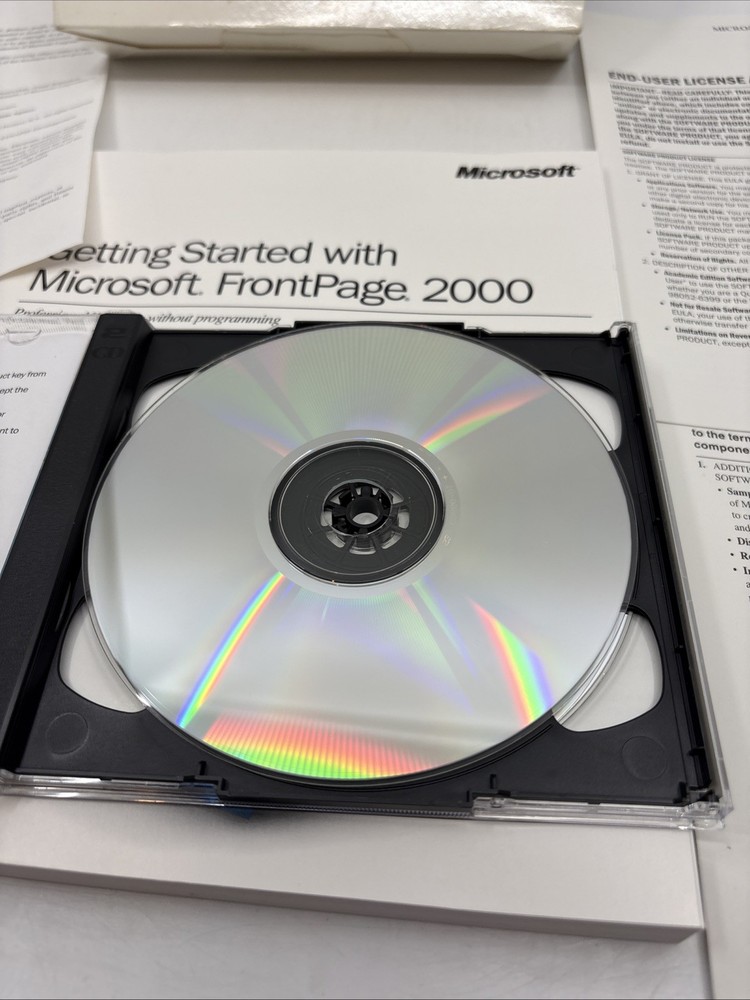Microsoft FrontPage 2000 PC Windows Key- CIB- Complete In Box