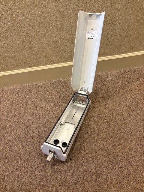 Pelco EH3515 15" Outdoor Enclosure