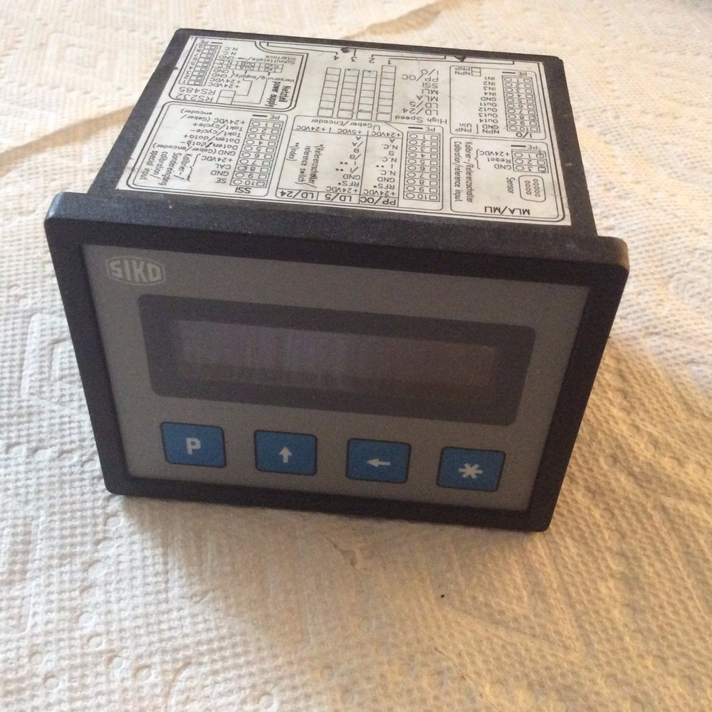 SIKO MA20-0004 Controller Multifunction Display Push and Pull/Open Collector 24V
