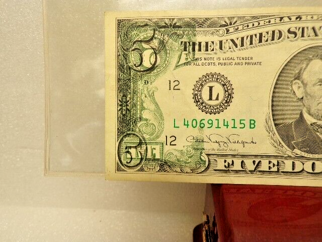 $5 1988-A FEDERAL RESERVE PARTIAL OFFSET PRINTING ERROR BACK TO FACE