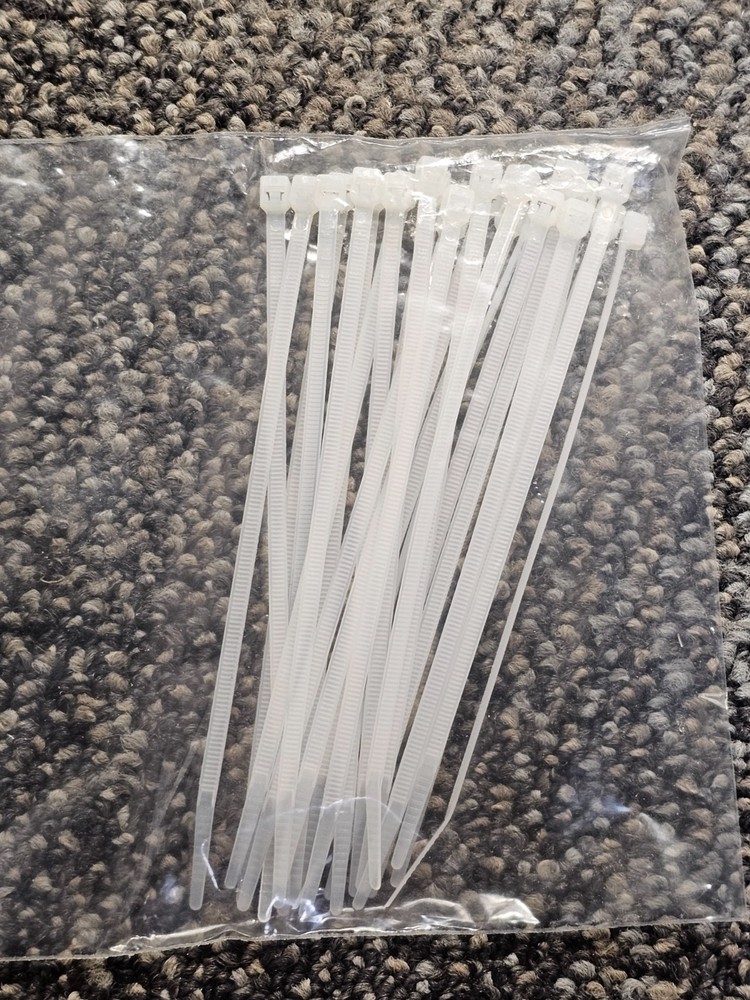 R&M 815656 19" 1U Angled Patch Panel 24-Port, Keystone, Black, Empty