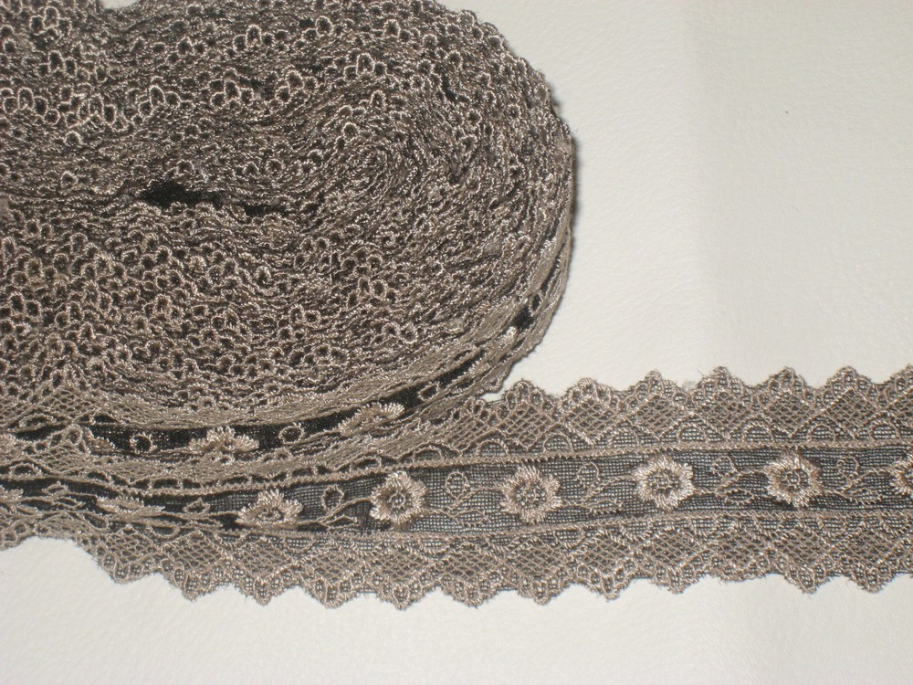 2 yards 1 3/4" width brown color w/ embroidery floral pattern poly trim