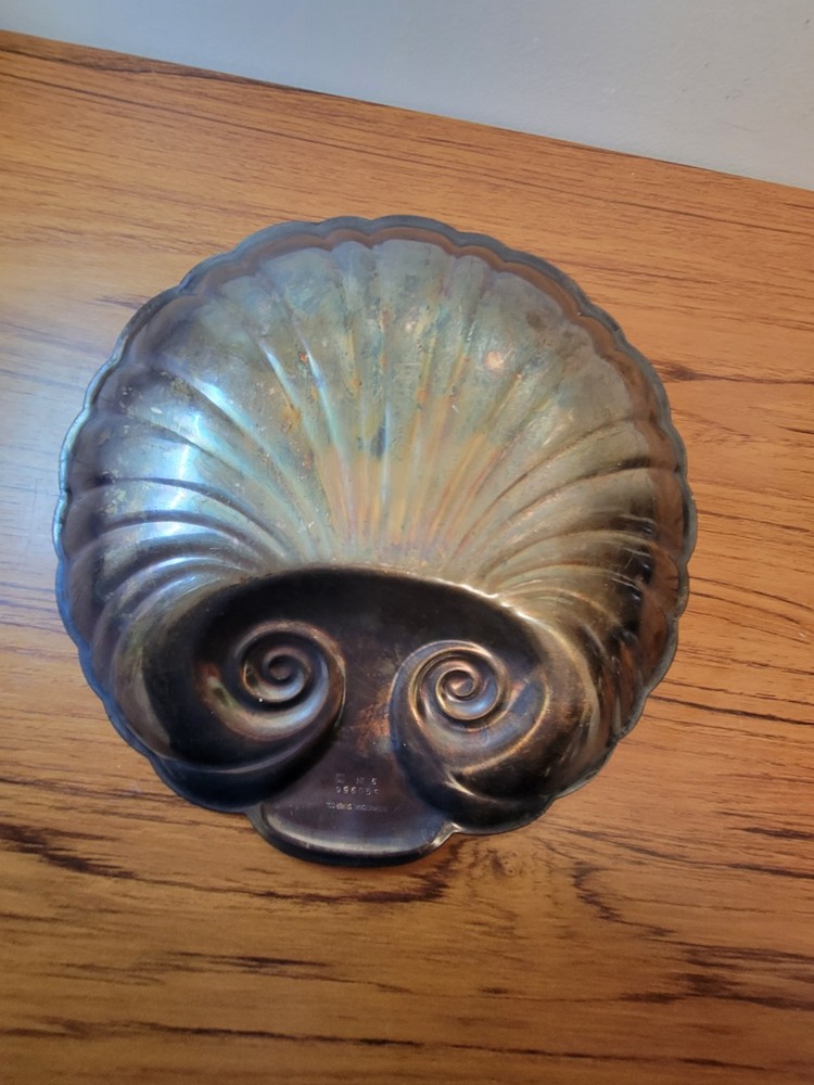 International Silver Company 9" Seashell Dish Platter Catch All Tray