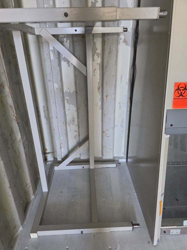 Labconco Purifier Class II Biosafety Cabinet